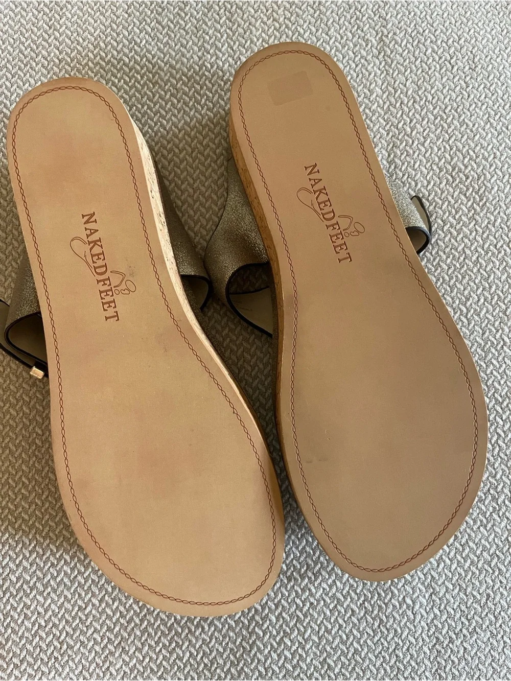 Naked Feet Women's Hadidd Leather Thong Sandals Size 6.5